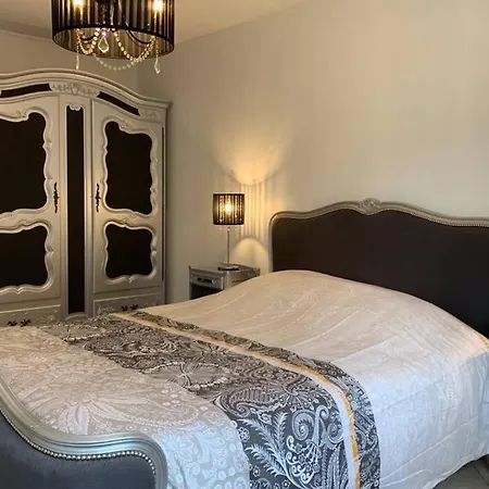 Prázdninový dům Maison Avec Jardin, Proche De La Plage N'3 *