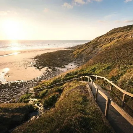 Maison Avec Jardin, Proche De La Plage N'3 *